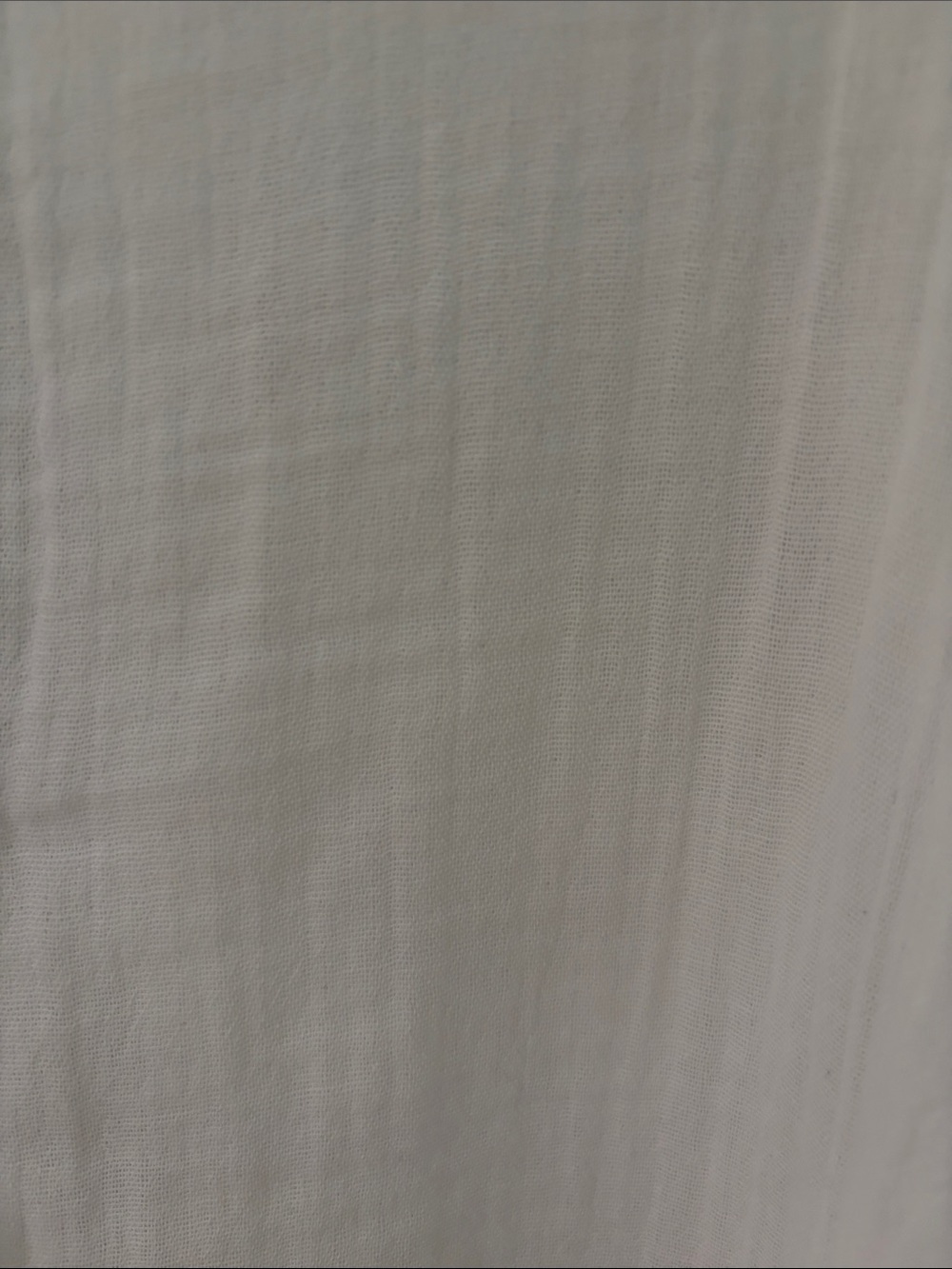 Old Navy White Button-Front Women's Shirt - Picture 3 of 4